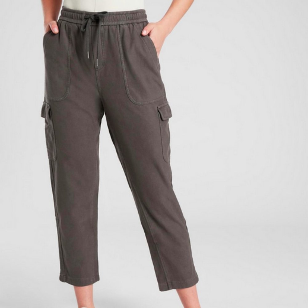 ATHLETA CYPRESS GREEN ELASTIC WAIST FARALLON CARGO CROP PANT